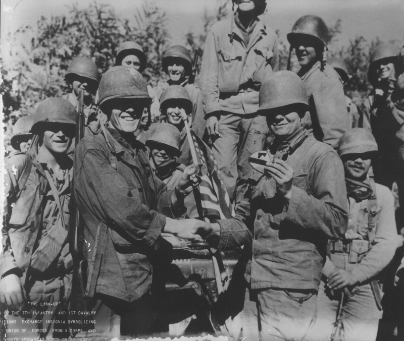 Men Of 7th Cavalry Division And The Eighth Army Link Up Near Suwon During Korean War Harry S Truman