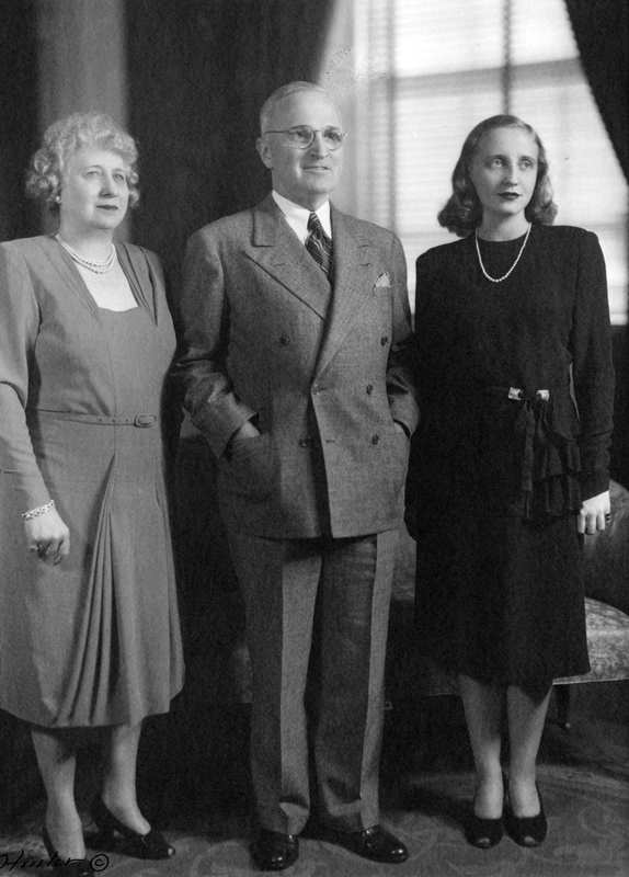 Full Length Family Portrait Of President Harry S Truman Bess Truman And Margaret Truman Harry S Truman