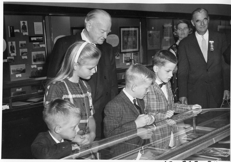 Hoover with GreatGrandchildren at Hoover Library Dedication Harry S