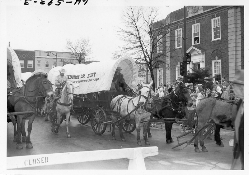 wagon-train-in-independence-missouri-harry-s-truman