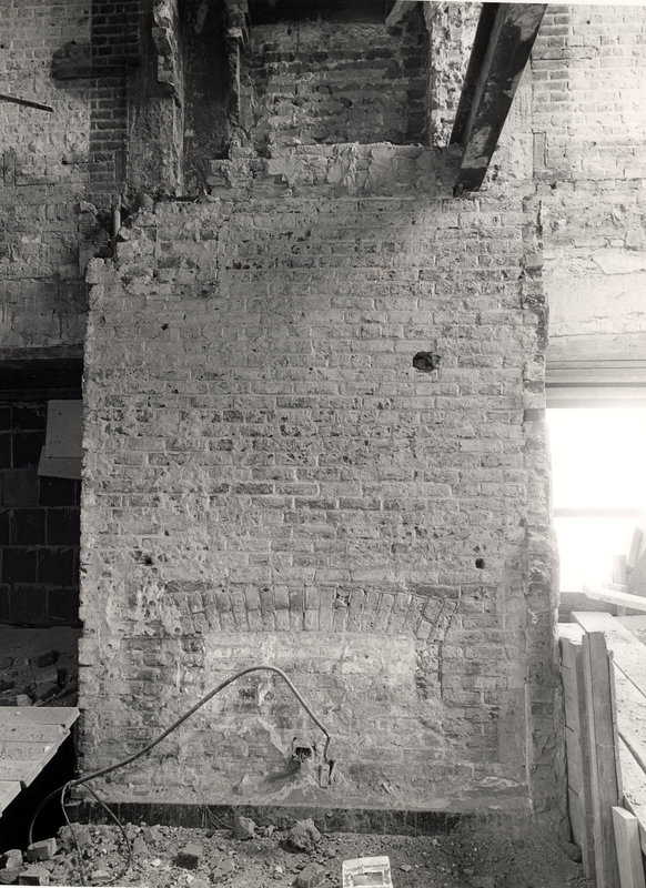 East wall of Usher's Dressing Room during renovation of the White House ...