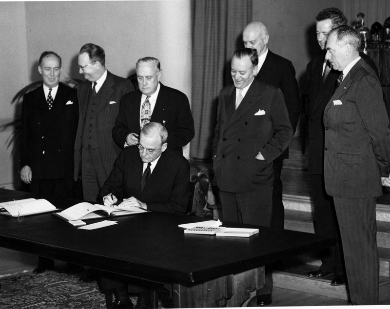 John Foster Dulles signs the Tripartite Security Treaty (ANZUS) | Harry ...