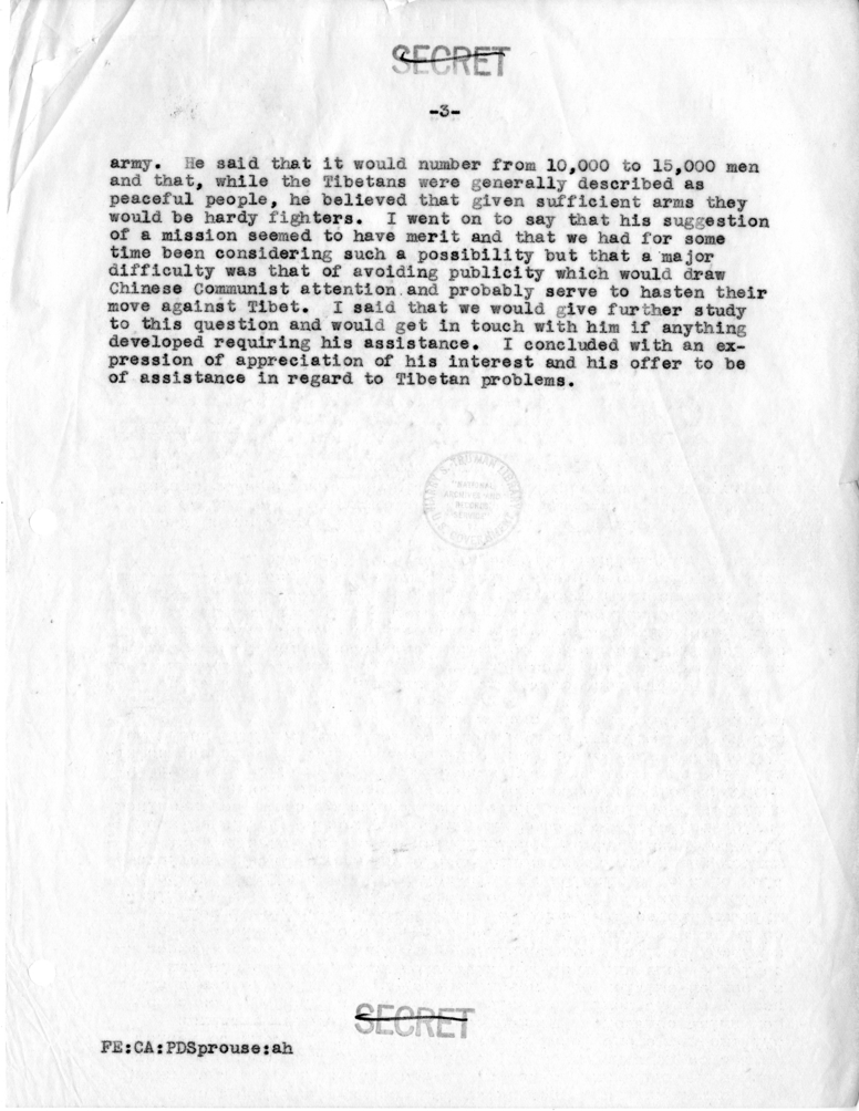 Memorandum of Conversation with Lowell Thomas, United States News Commentator and Philip D. Sprouse