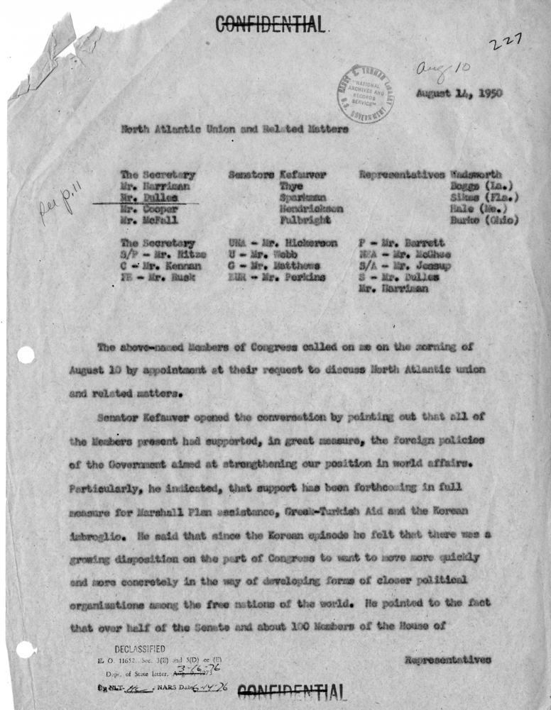 Memorandum of Conversation with W. Averell Harriman, John Foster Dulles, Mr. Cooper and Jack McFall; Senators Estes Kefauver, Edward Thye, John Sparkman, Robert Hendrickson, and William Fulbright; and Representatives James Wadsworth, Thomas H. Boggs, Robe