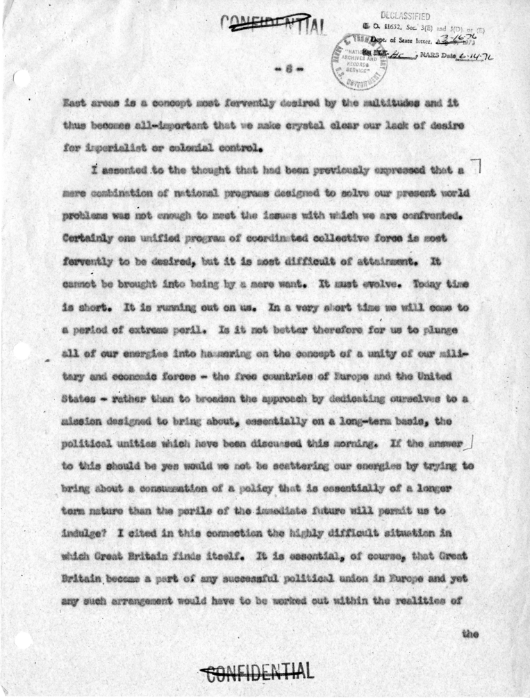 Memorandum of Conversation with W. Averell Harriman, John Foster Dulles, Mr. Cooper and Jack McFall; Senators Estes Kefauver, Edward Thye, John Sparkman, Robert Hendrickson, and William Fulbright; and Representatives James Wadsworth, Thomas H. Boggs, Robe
