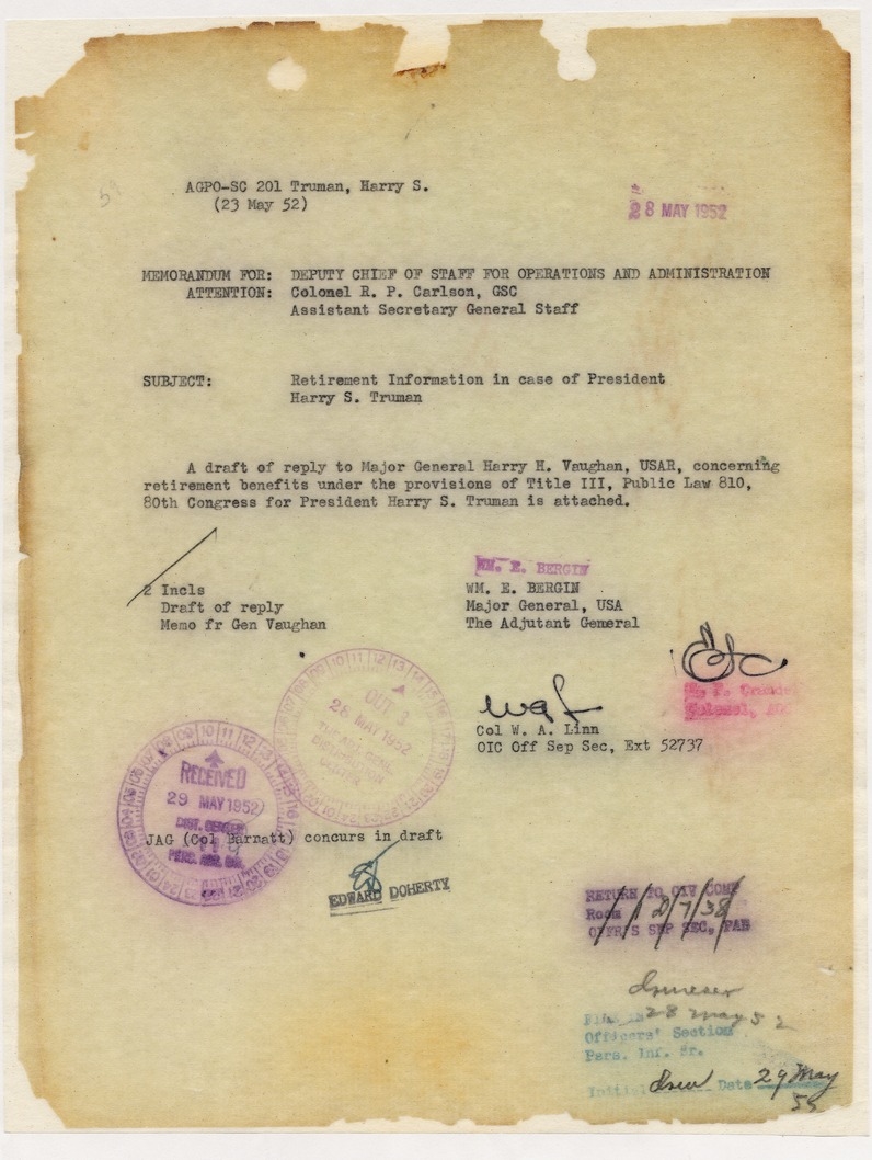 Memorandum from Major General William E. Bergin to Colonel R. P. Carlson