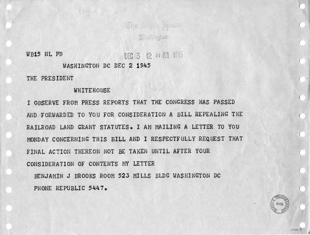 Memorandum from Harold D. Smith to M. C. Latta, H.R. 694, To Amend Section 321, Title III, Part II, Transportation Act of 1940, with Respect to the Movement of Government Traffic, with Attachments