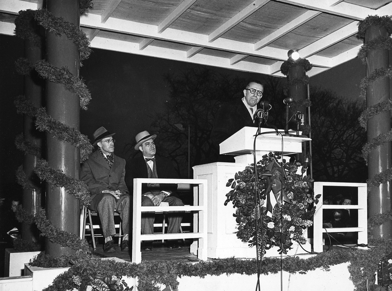 christmas-tree-lighting-ceremony-harry-s-truman