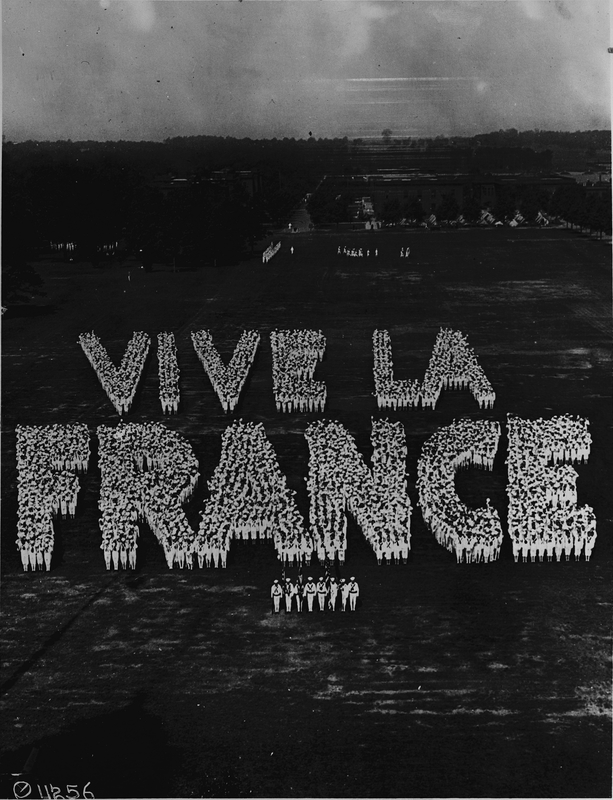 Vive la France spelled by sailors in training at the Great Lakes ...