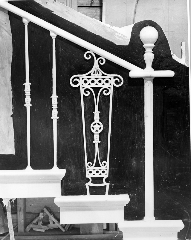 Design in plaster of the railing during renovation of the White House ...